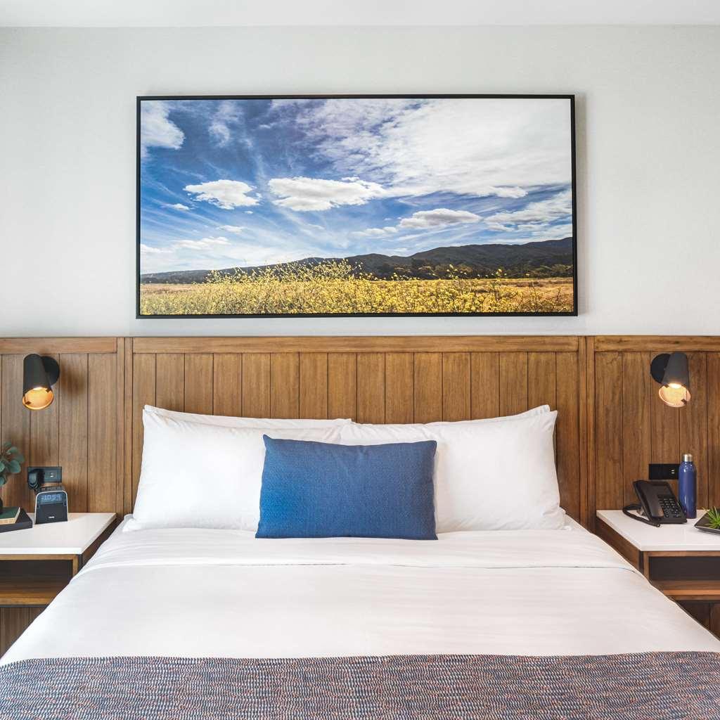 Ayres Hotel Vista Carlsbad Rum bild